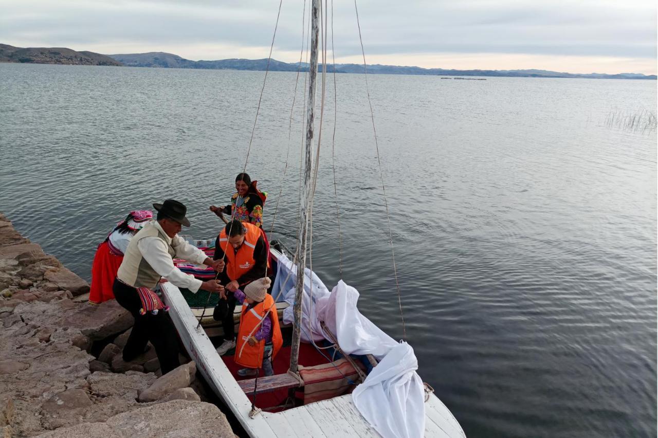 Hospedaje Rural La Florida En Llachon, Titicaca Puno Bagian luar foto