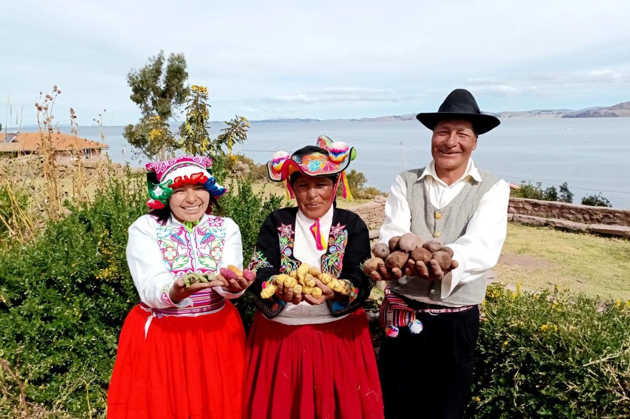 Hospedaje Rural La Florida En Llachon, Titicaca Puno Bagian luar foto