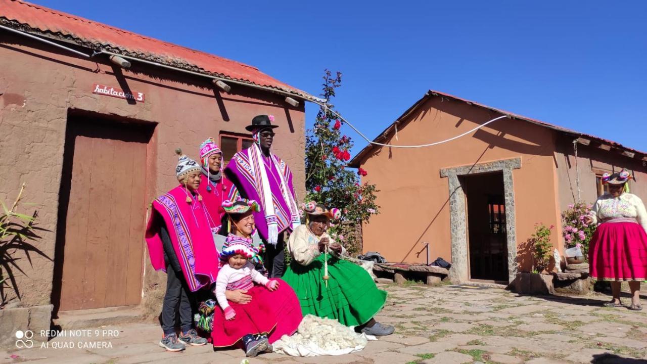 Hospedaje Rural La Florida En Llachon, Titicaca Puno Bagian luar foto