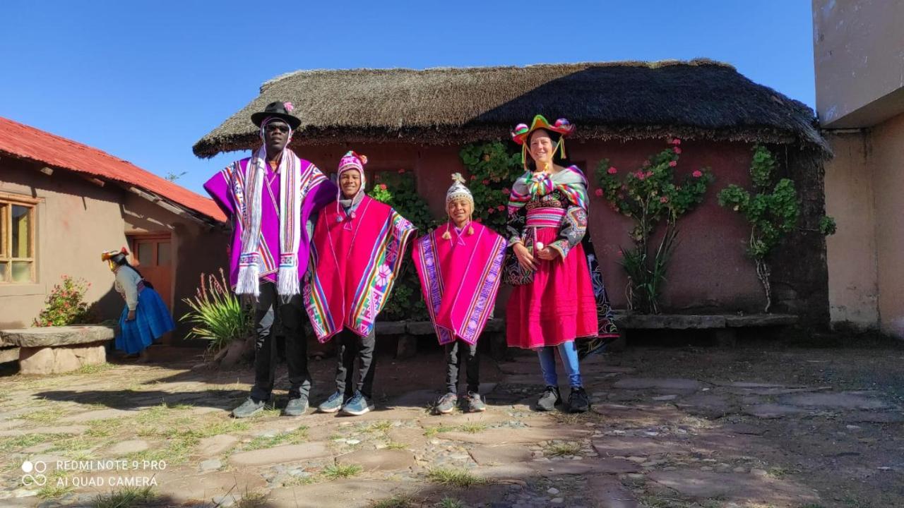 Hospedaje Rural La Florida En Llachon, Titicaca Puno Bagian luar foto